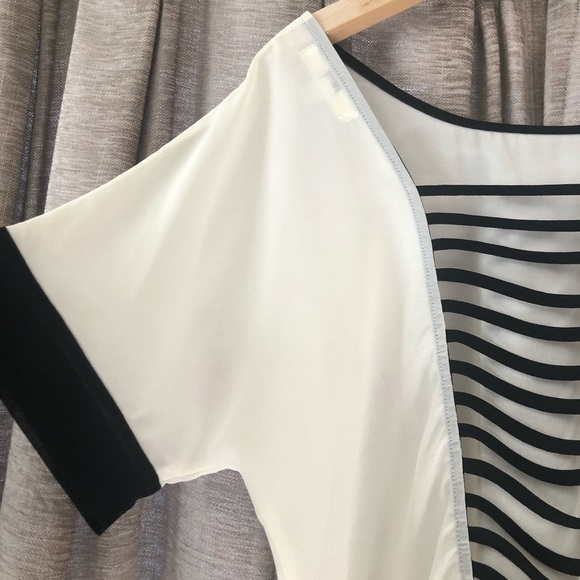 Ya Los Angeles White and Black Open Back Top - Picture 6 of 8